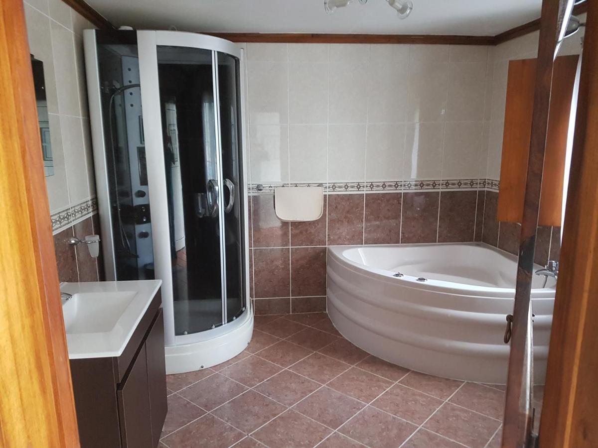 Golden House Villa Angra do Heroismo Luaran gambar