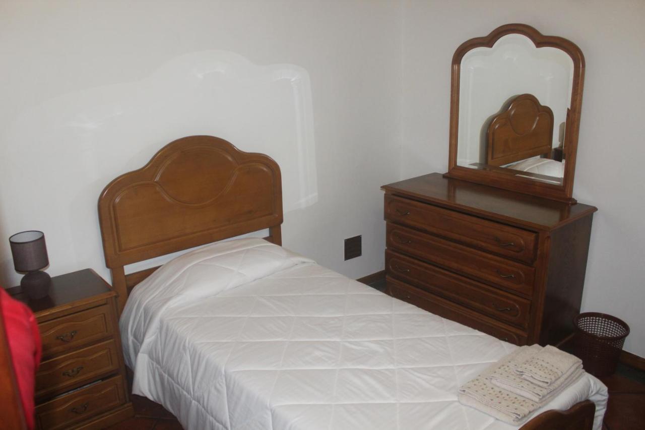 Golden House Villa Angra do Heroismo Luaran gambar