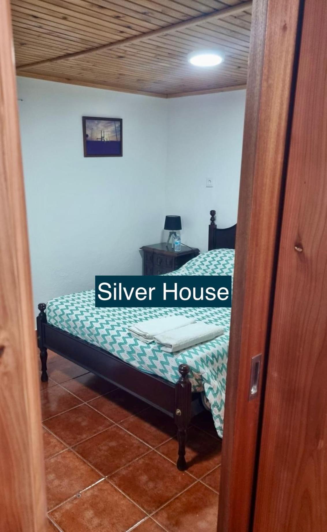 Golden House Villa Angra do Heroismo Luaran gambar
